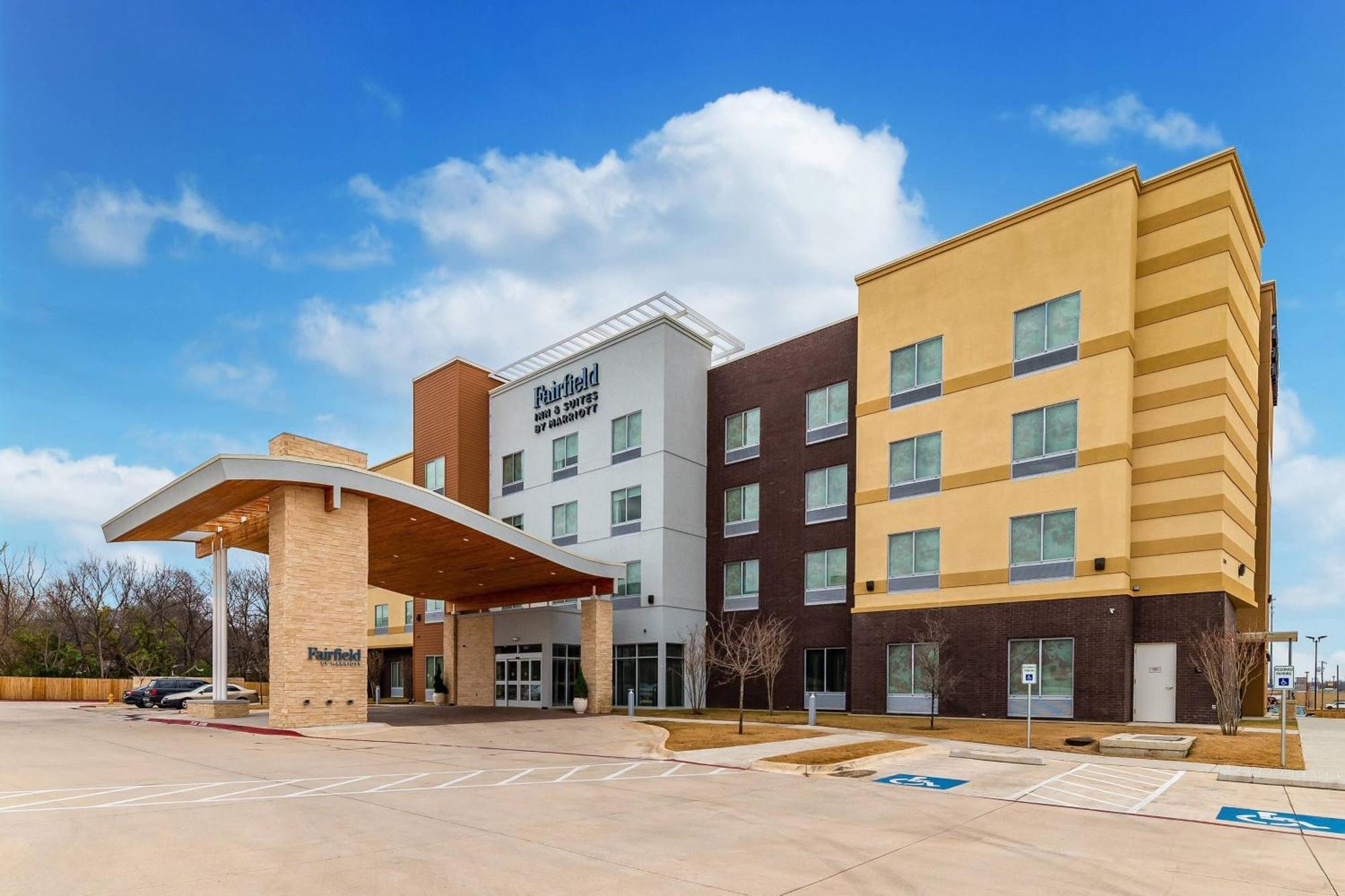 Fairfield Inn&Suites by Marriott Gainesville I-35 Eksteriør bilde