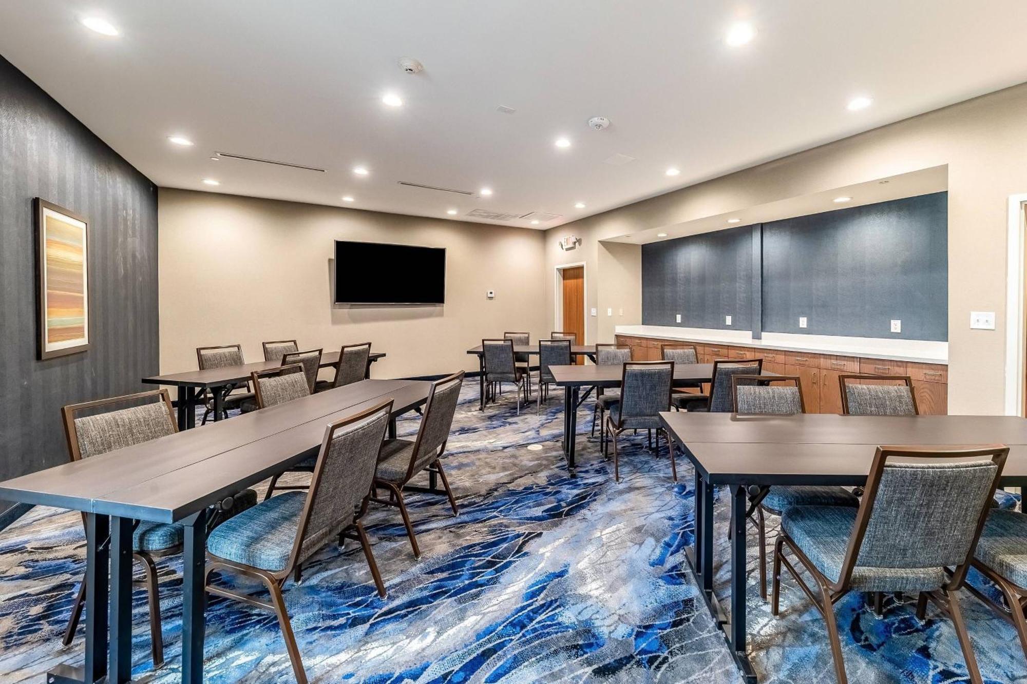 Fairfield Inn&Suites by Marriott Gainesville I-35 Eksteriør bilde
